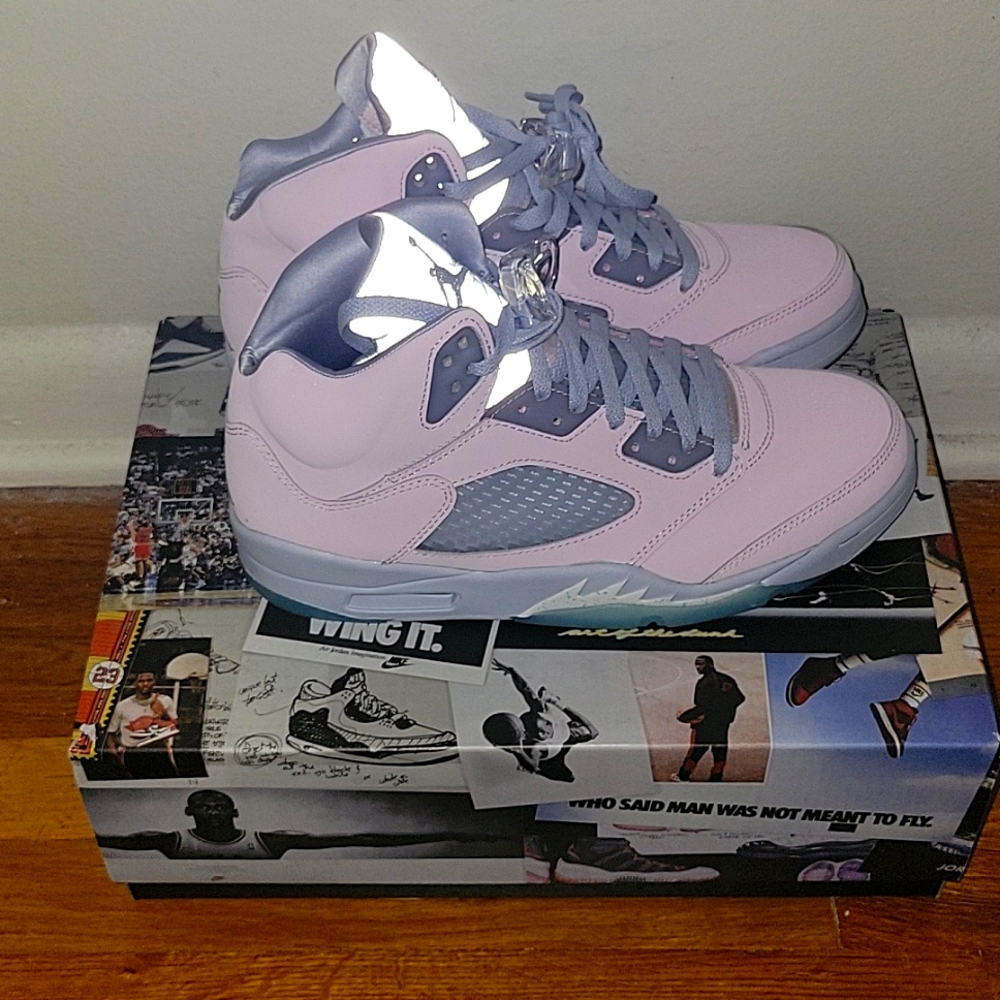 NEW. Jordan 5 Retro SE 'Easter'. US Men's 9.